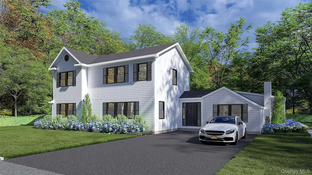 282 Vanderbilt Boulevard Oakdale NY 11769