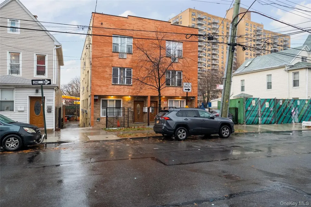 1457 Rosedale Avenue Bronx NY 10460
