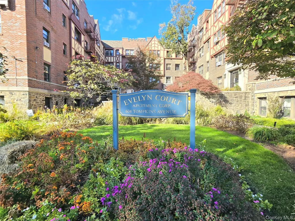 604 Tompkins Avenue Mamaroneck NY 10543