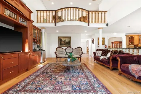 3 Vandalay Court Scarsdale NY 10583