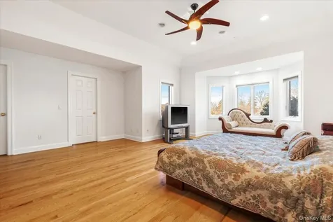 3 Vandalay Court Scarsdale NY 10583