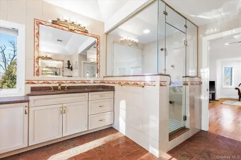 3 Vandalay Court Scarsdale NY 10583