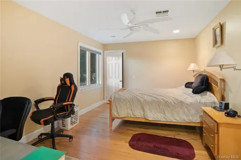 3 Vandalay Court Scarsdale NY 10583