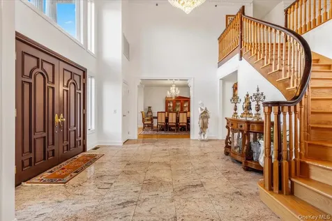 3 Vandalay Court Scarsdale NY 10583