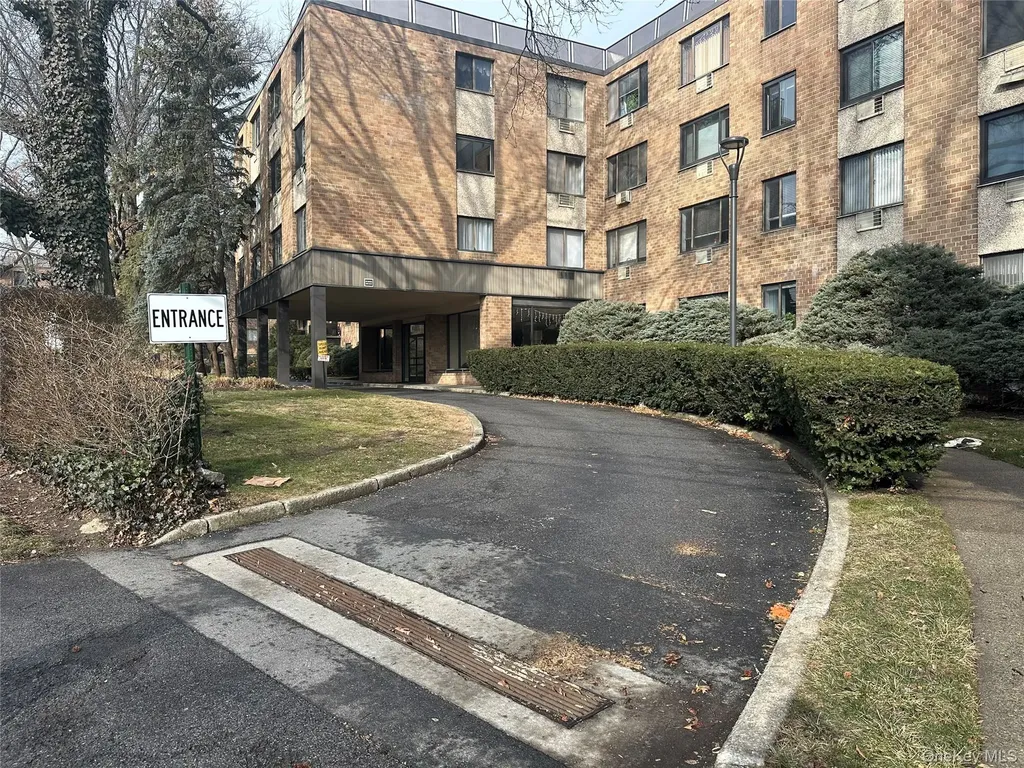 1101 Midland Avenue Bronxville NY 10708