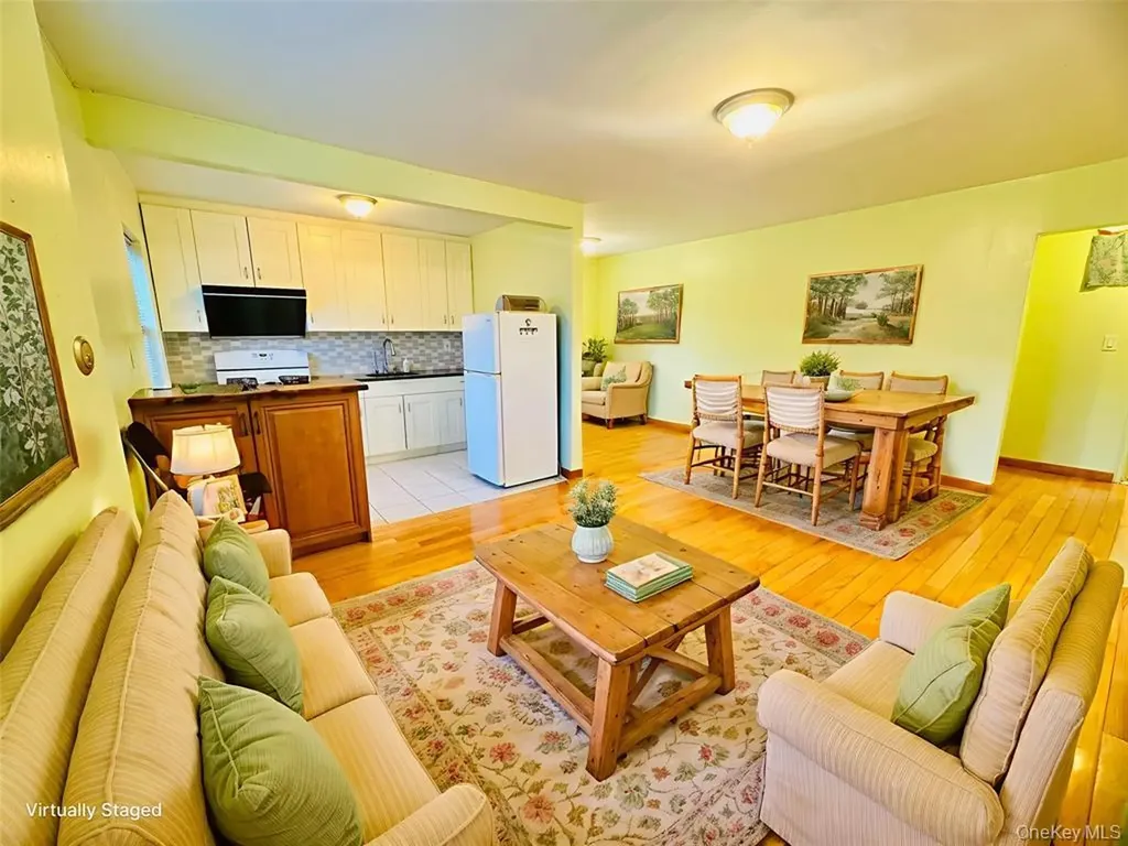 196-58 69th Avenue Fresh Meadows NY 11365