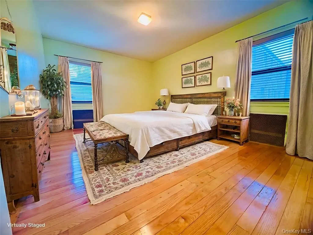 196-58 69th Avenue Fresh Meadows NY 11365