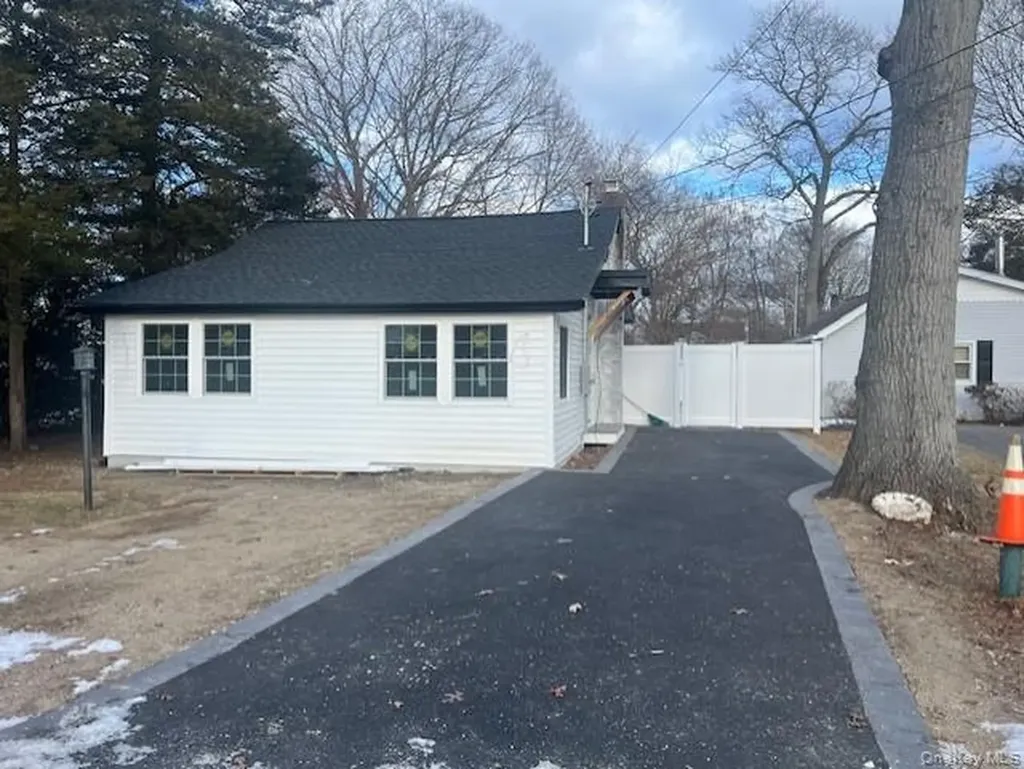 Nesconset NY 11767