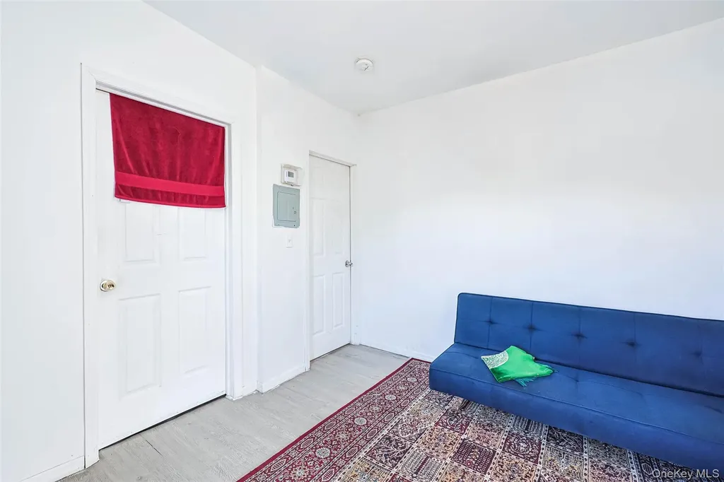 918 E 165th Street Bronx NY 10459