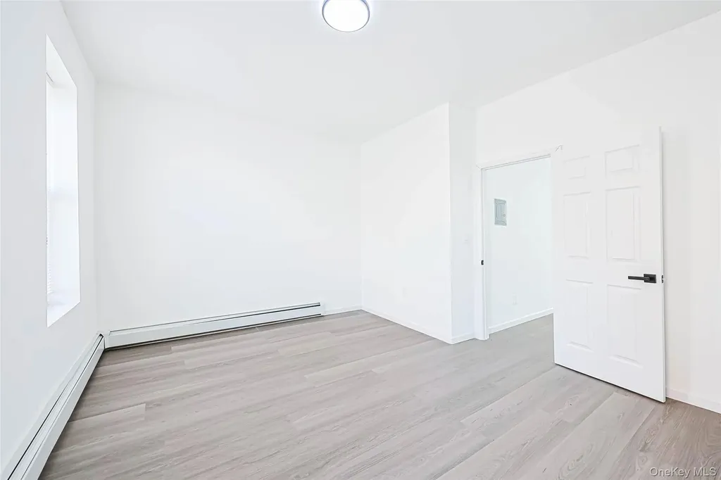 918 E 165th Street Bronx NY 10459