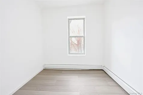 918 E 165th Street Bronx NY 10459