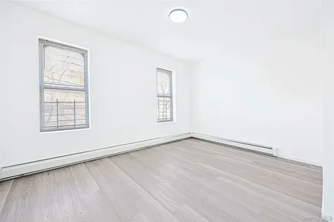 918 E 165th Street Bronx NY 10459