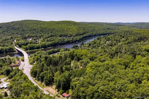 25 State Route 55 Barryville NY 12719