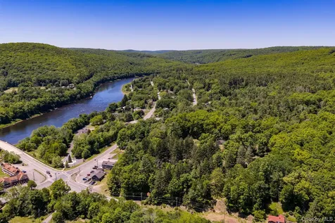 25 State Route 55 Barryville NY 12719