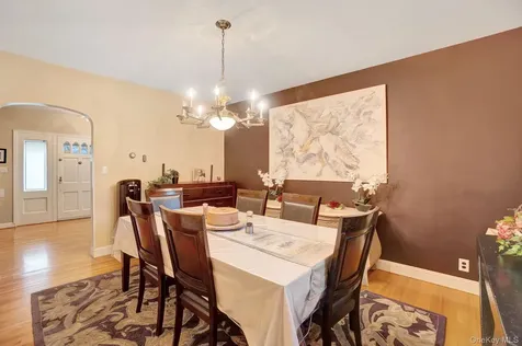 757 Bixby Drive Baldwin NY 11510