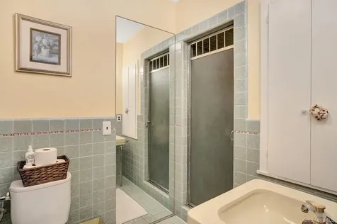 757 Bixby Drive Baldwin NY 11510