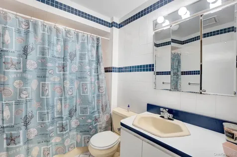 757 Bixby Drive Baldwin NY 11510