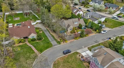 757 Bixby Drive Baldwin NY 11510