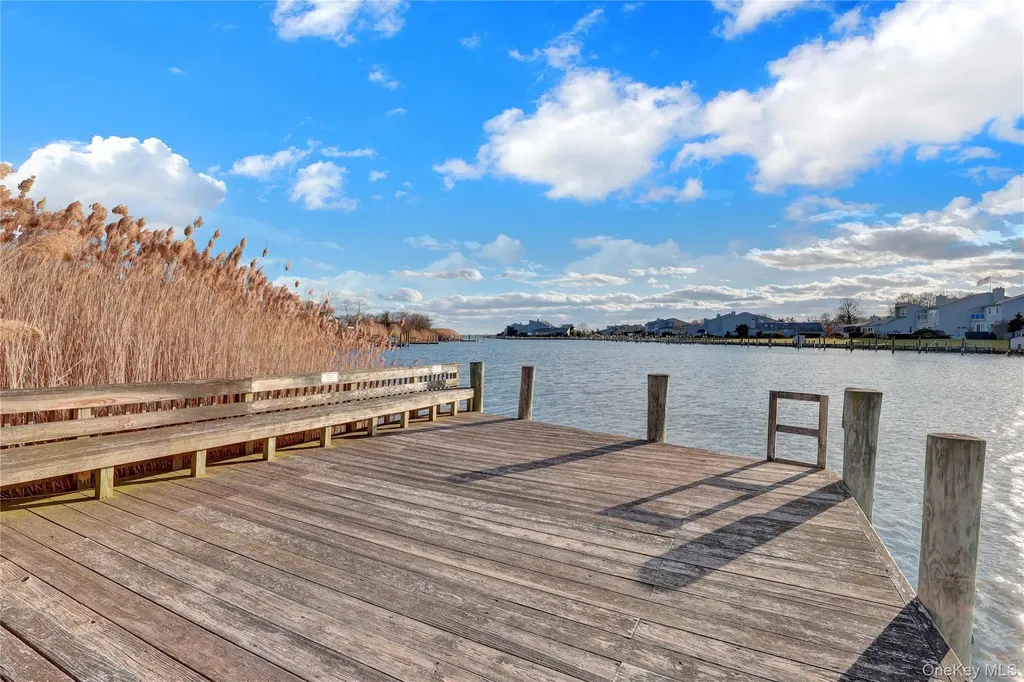 210 Fairharbor Drive Patchogue NY 11772