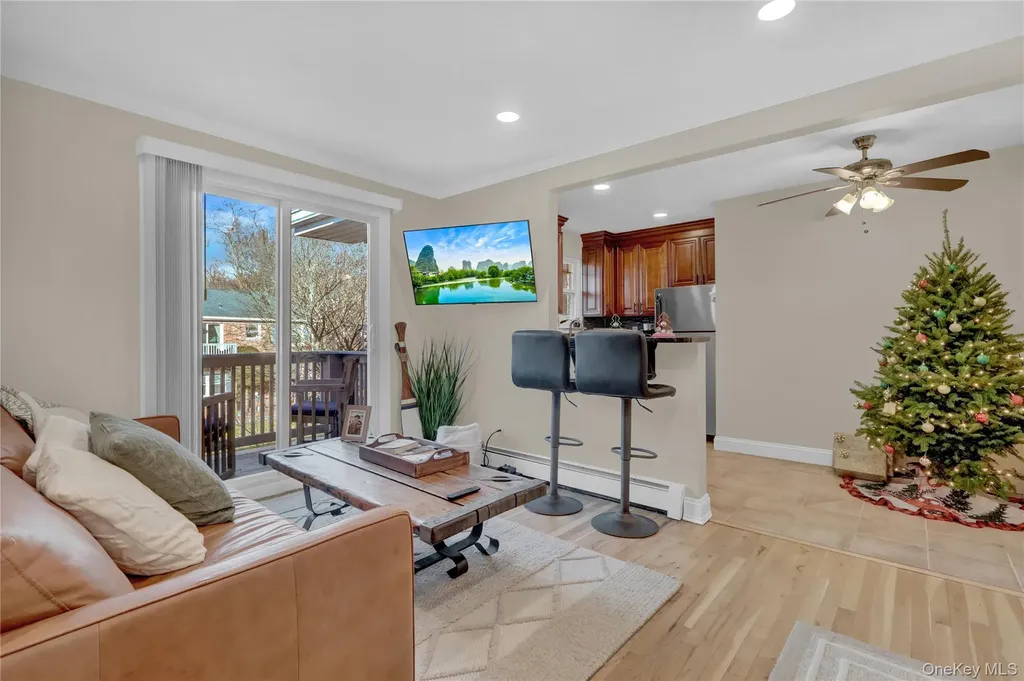 210 Fairharbor Drive Patchogue NY 11772