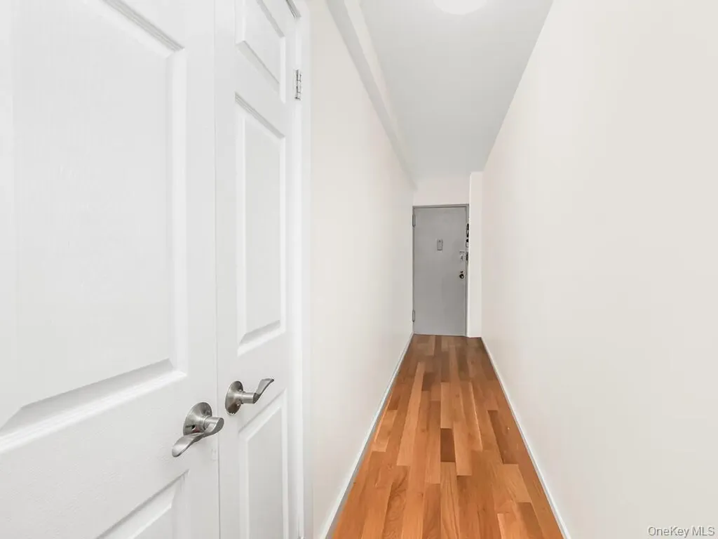 829 Adee Avenue Bronx NY 10467