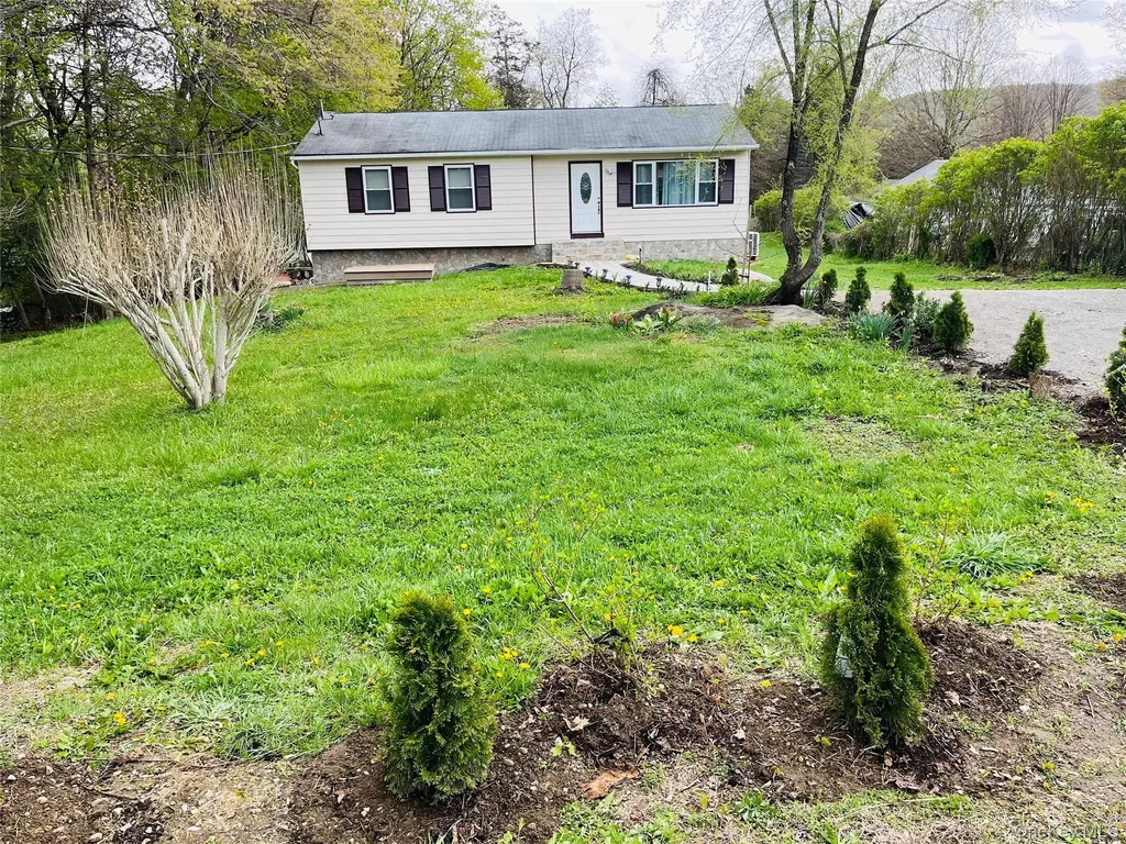 19 Cedar Lane Wingdale NY 12594