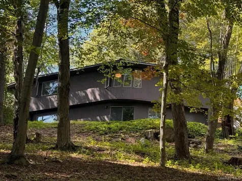 28 Philipse Brook Road Garrison NY 10524