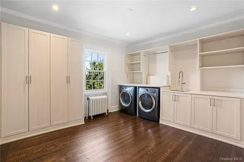 99 Mamaroneck Road Scarsdale NY 10583