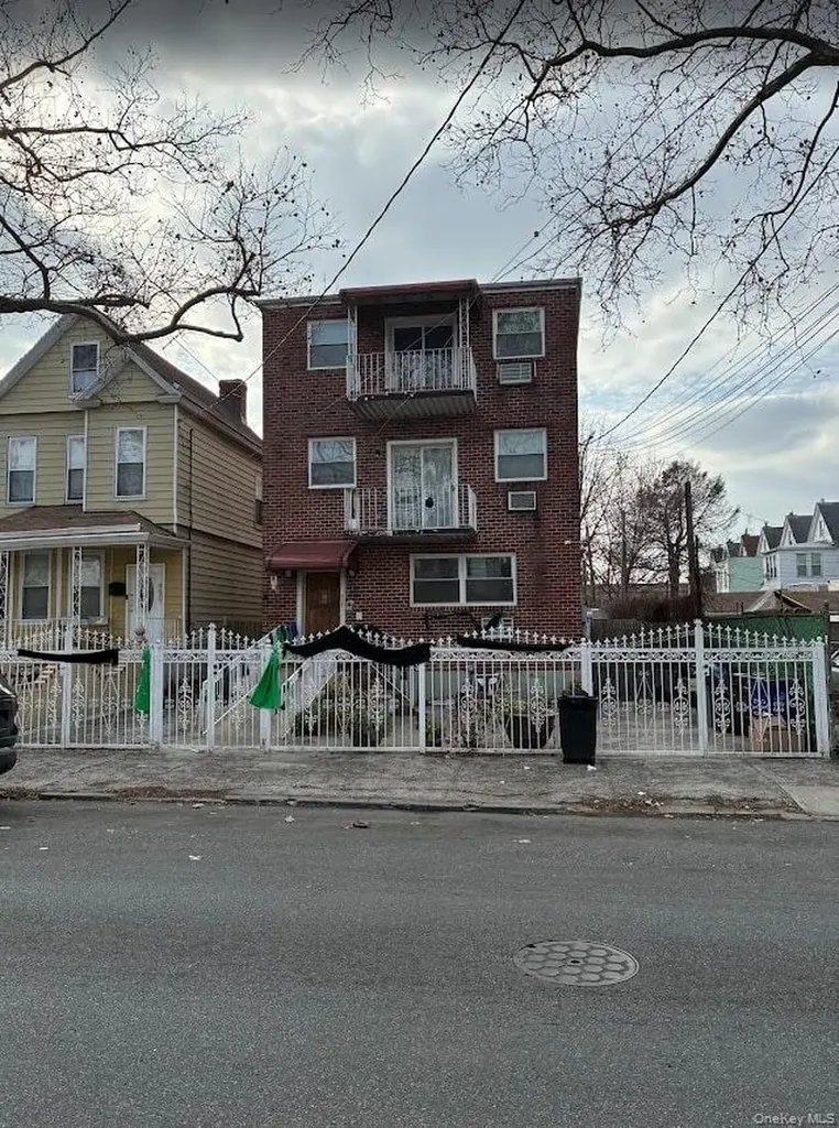 948 E 93rd Street Brooklyn NY 11236