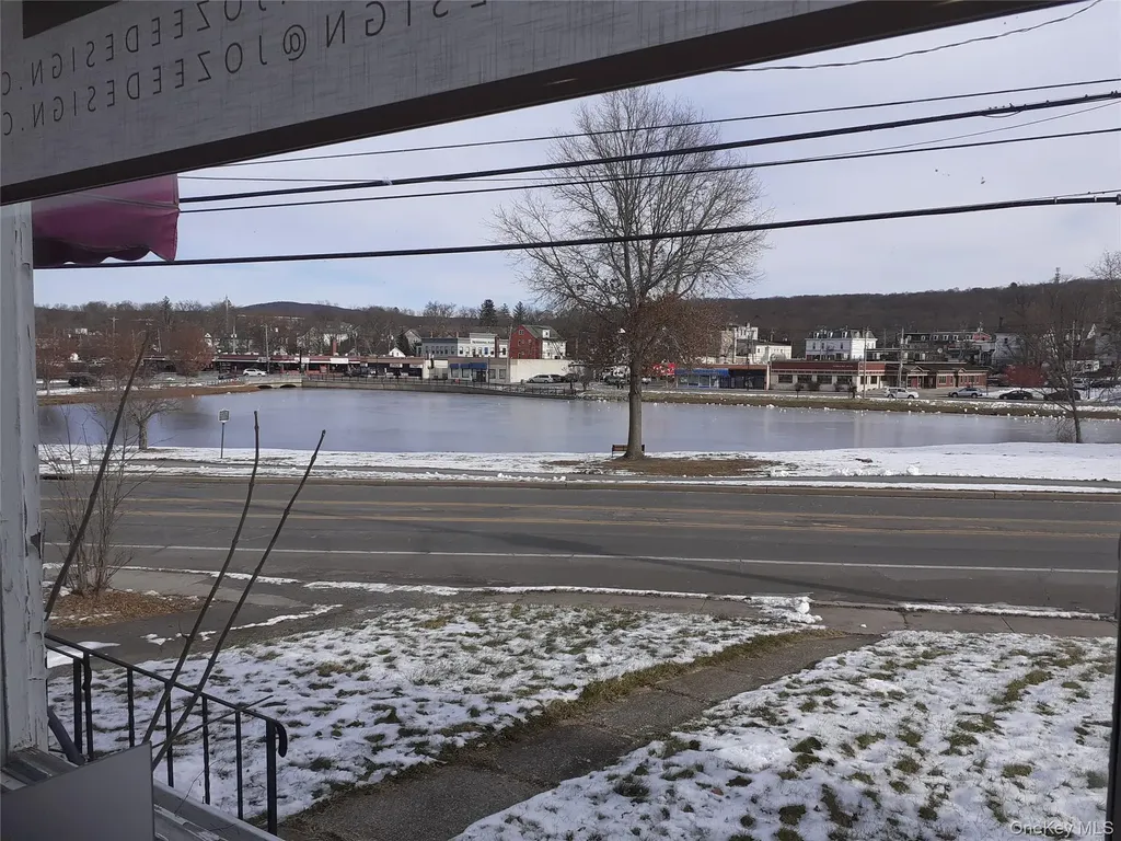 683 State Route 17m Monroe NY 10950