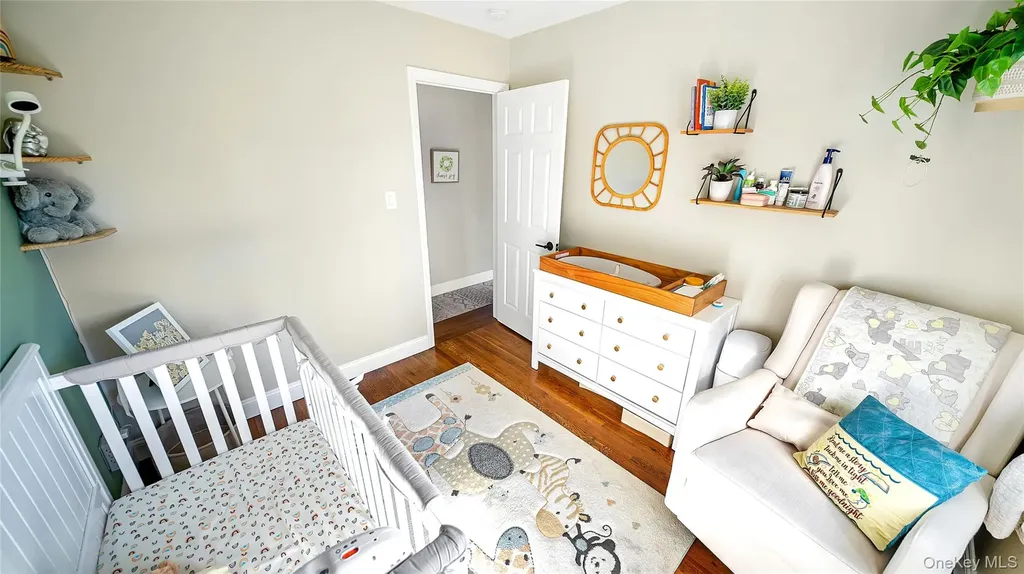 10 Ponder Lane Deer Park NY 11729