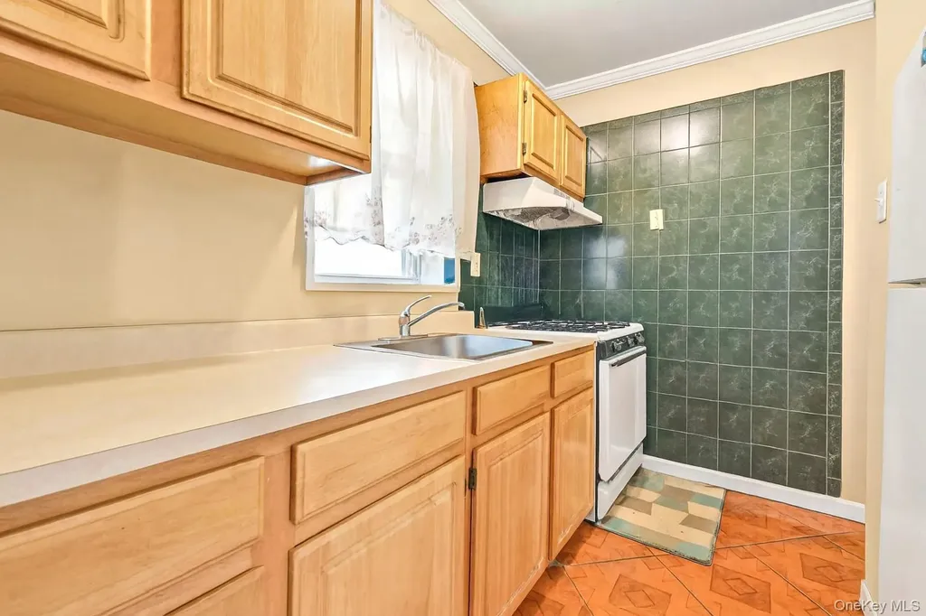 522 E 139th Street Bronx NY 10454