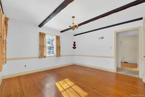 15 Valley View Road Hyde Park NY 12538