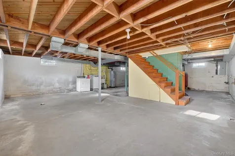 15 Valley View Road Hyde Park NY 12538