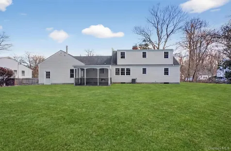 15 Valley View Road Hyde Park NY 12538