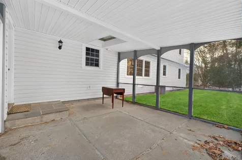 15 Valley View Road Hyde Park NY 12538