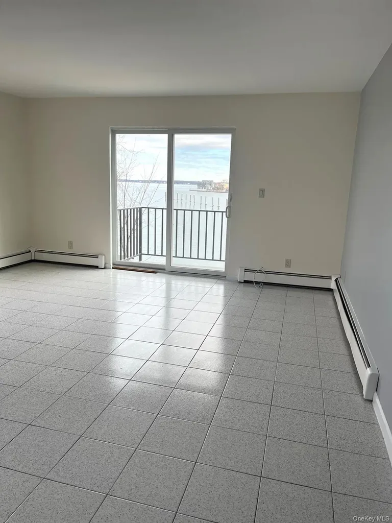 520 Ellsworth Avenue Bronx NY 10465