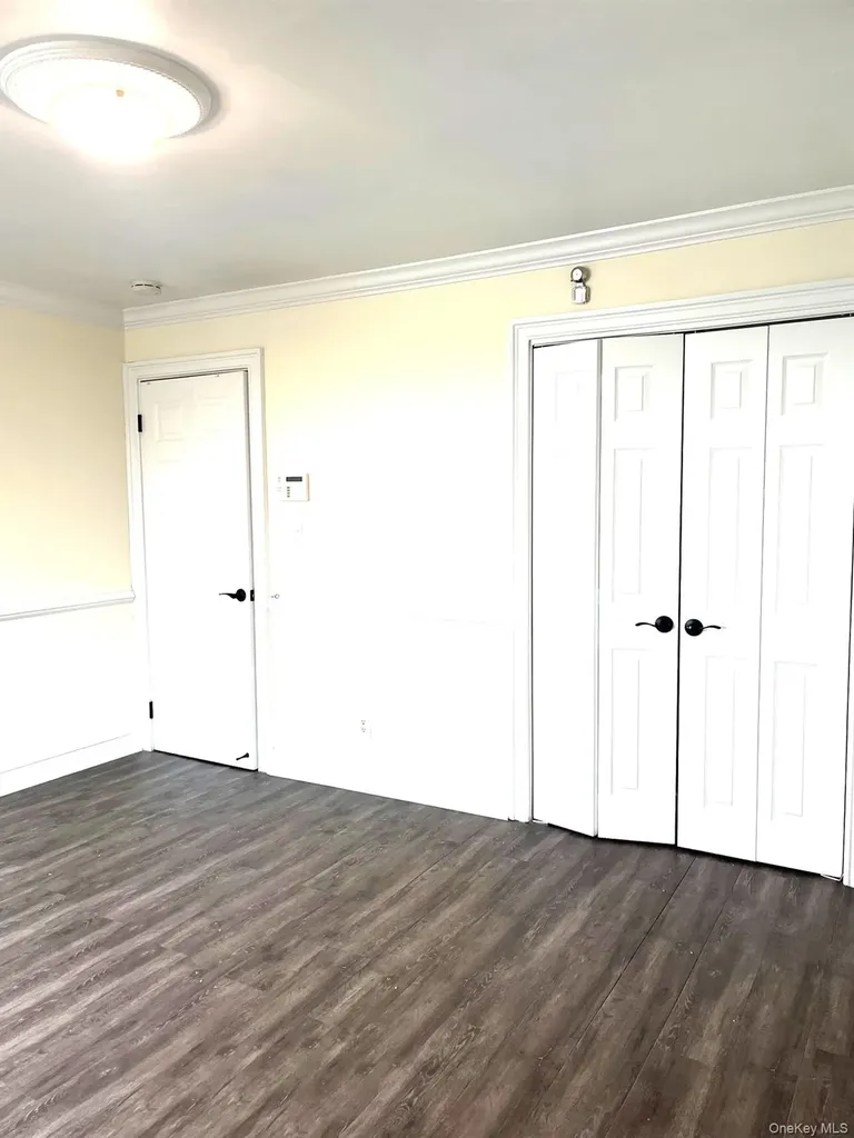 520 Ellsworth Avenue Bronx NY 10465