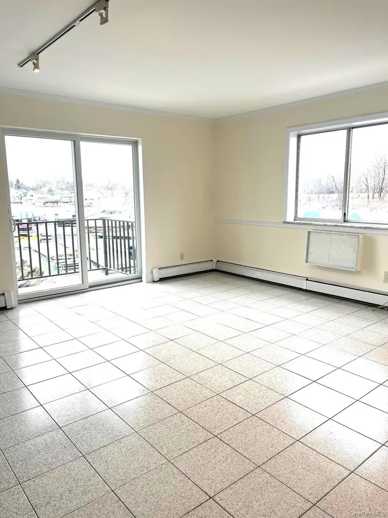 520 Ellsworth Avenue Bronx NY 10465