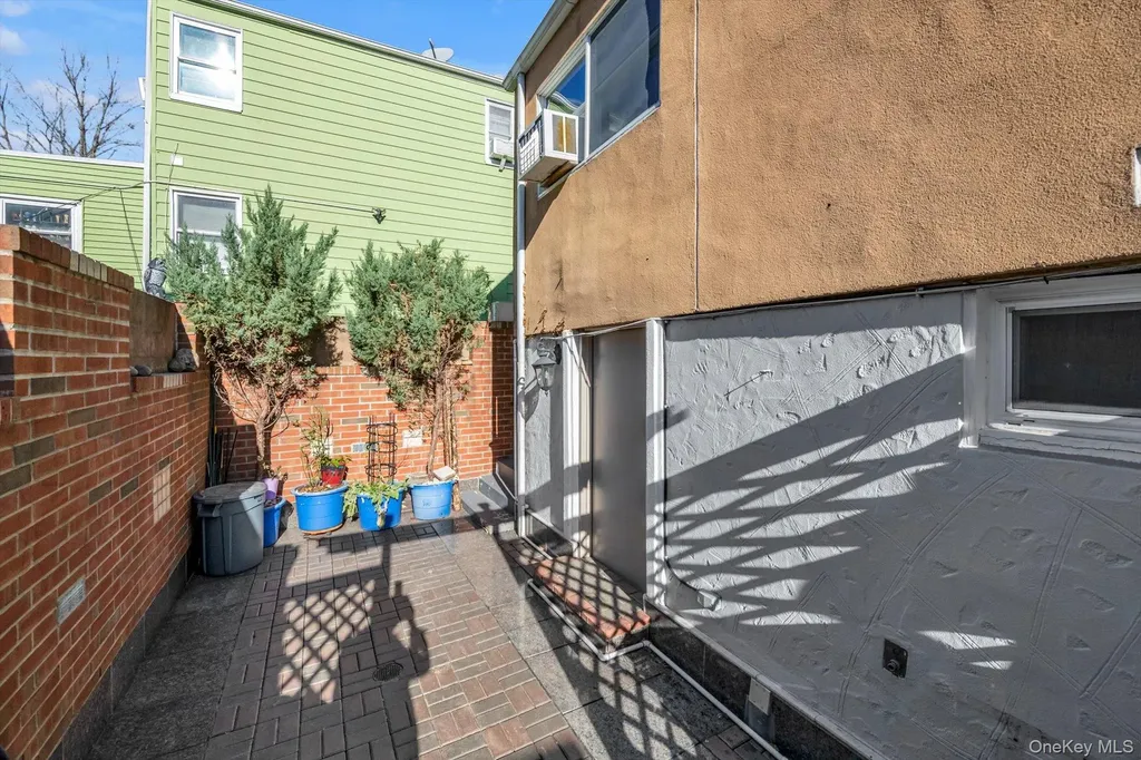 4005 Grace Avenue Bronx NY 10466