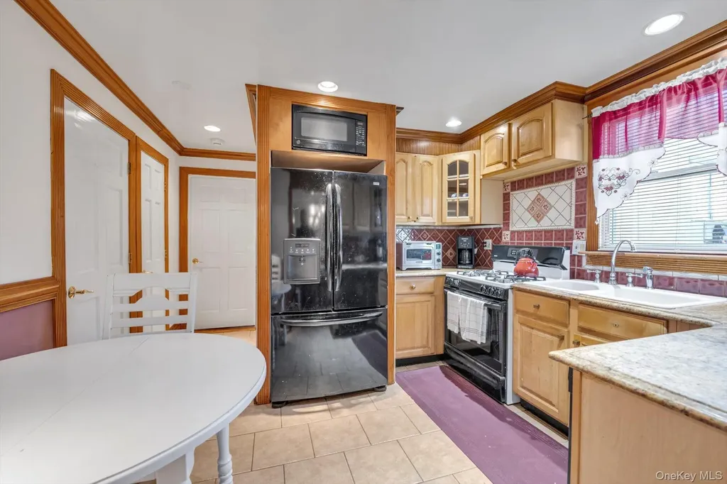 4005 Grace Avenue Bronx NY 10466