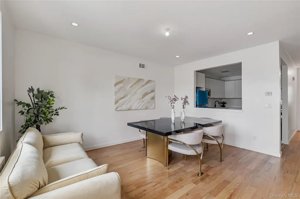 17 Union Road Spring Valley NY 10977