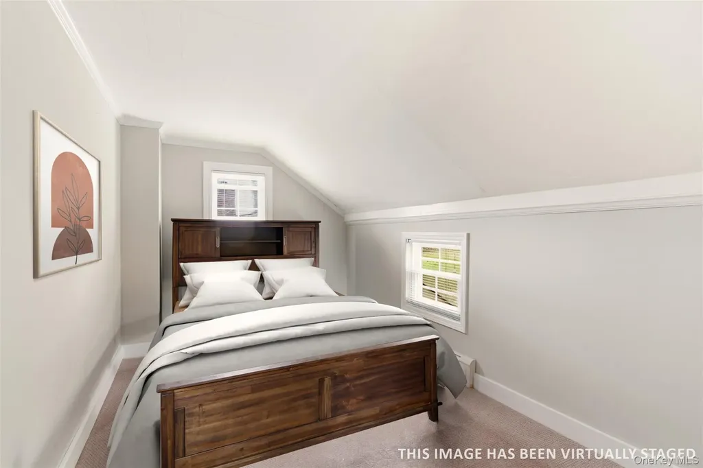 327 W Neck Road Lloyd Harbor NY 11743