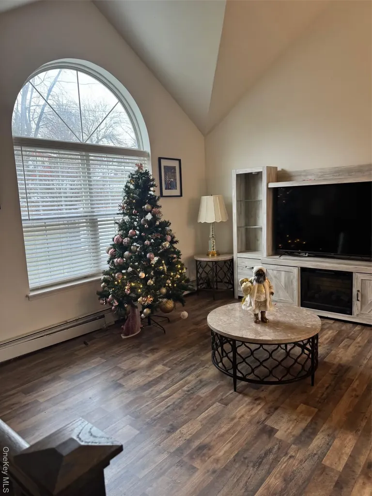 228 Monroe Avenue Monroe NY 10950