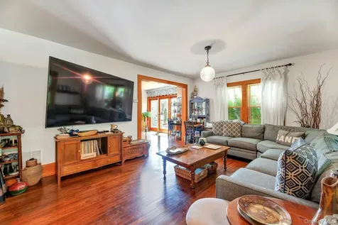 1025 9th Street Greenport NY 11944