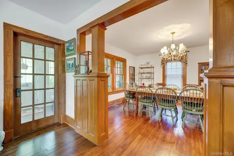 1025 9th Street Greenport NY 11944