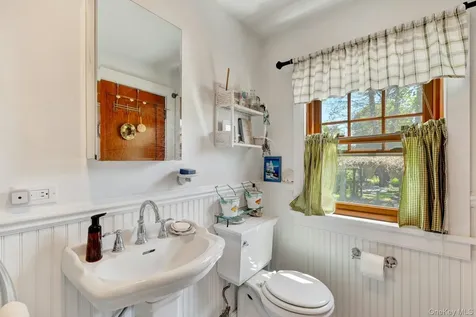 1025 9th Street Greenport NY 11944