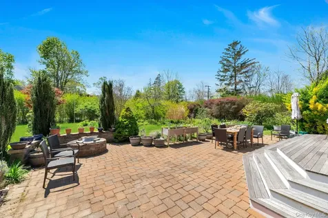 1025 9th Street Greenport NY 11944