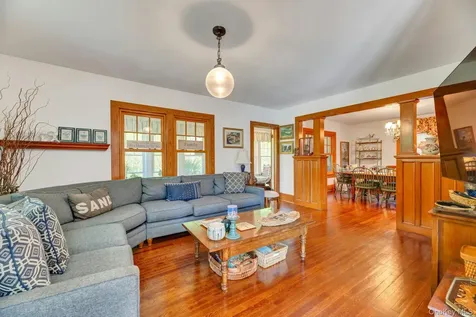 1025 9th Street Greenport NY 11944