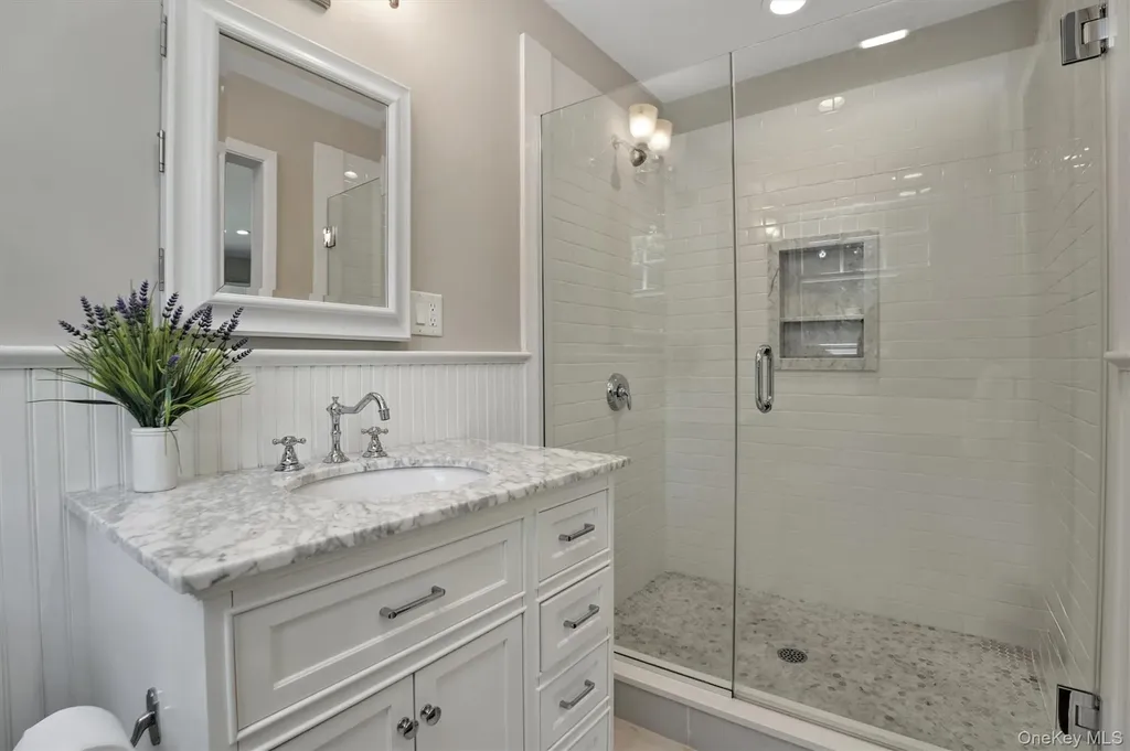 32 White Oak Lane Westhampton Beach NY 11978